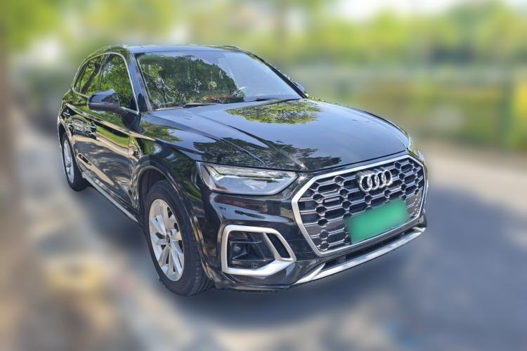 Used Audi Q5L 2022 40T Luxury Dynamic Model Front Right 45 Deg