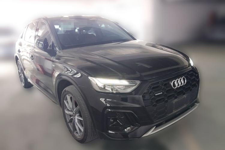 Used Audi Q5L 2022 40T Fashionable and Dynamic Model Front Right 45 Deg
