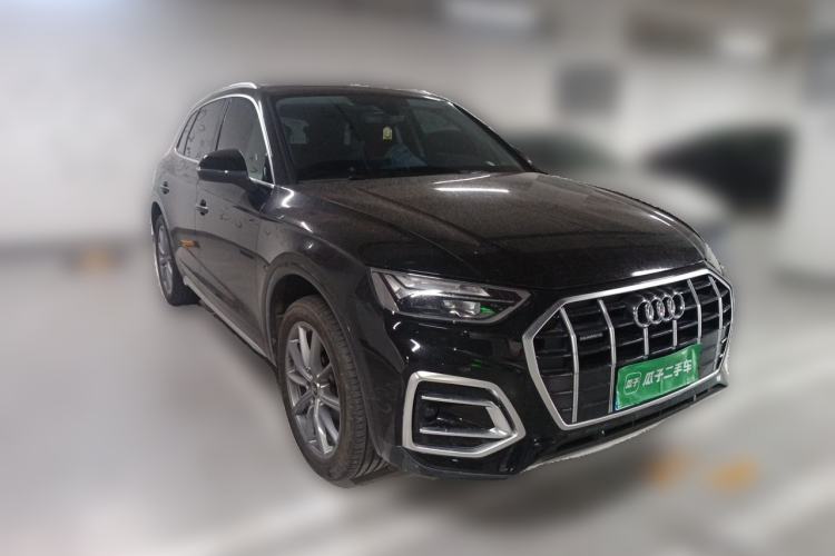Used Audi Q5L 2022 40T Fashionable and Elegant Model Front Right 45 Deg