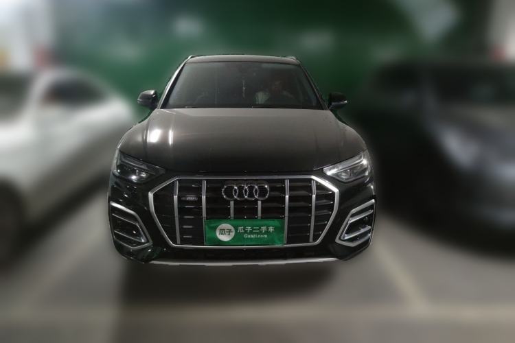 Used Audi Q5L 2022 40T Fashionable and Elegant Model Front