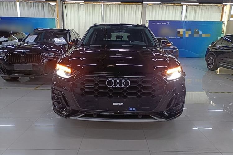 Used Audi Q5L 2022 40T Fashionable and Dynamic Model Front