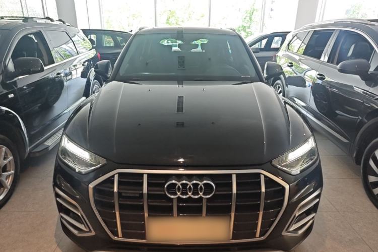 Used Audi Q5L 2022 40T Luxury Elegant Model Front