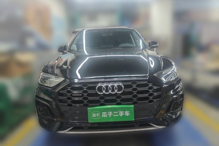 Used Audi Q5L 2022 40T Fashionable and Elegant Model Front
