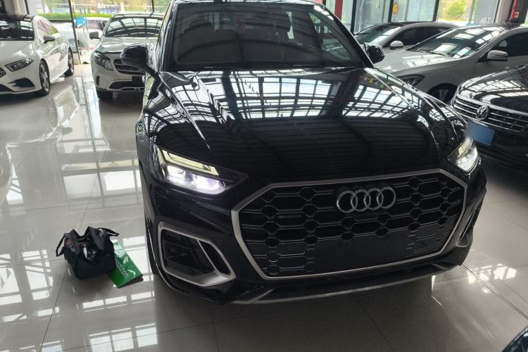Used Audi Q5L 2022 40T Fashionable and Dynamic Model Front