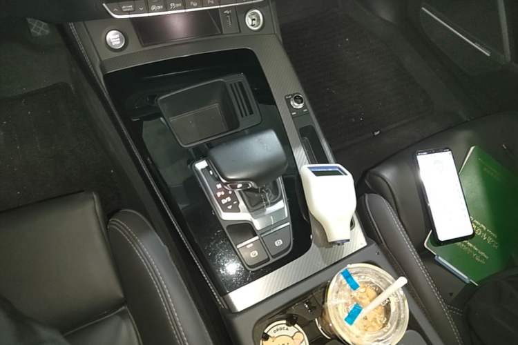 Used Audi Q5L 2022 Updated 45T Luxury Dynamic Version Gear Lever