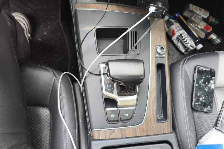 Used Audi Q5L 2022 40T Luxury Elegant Model Gear Lever