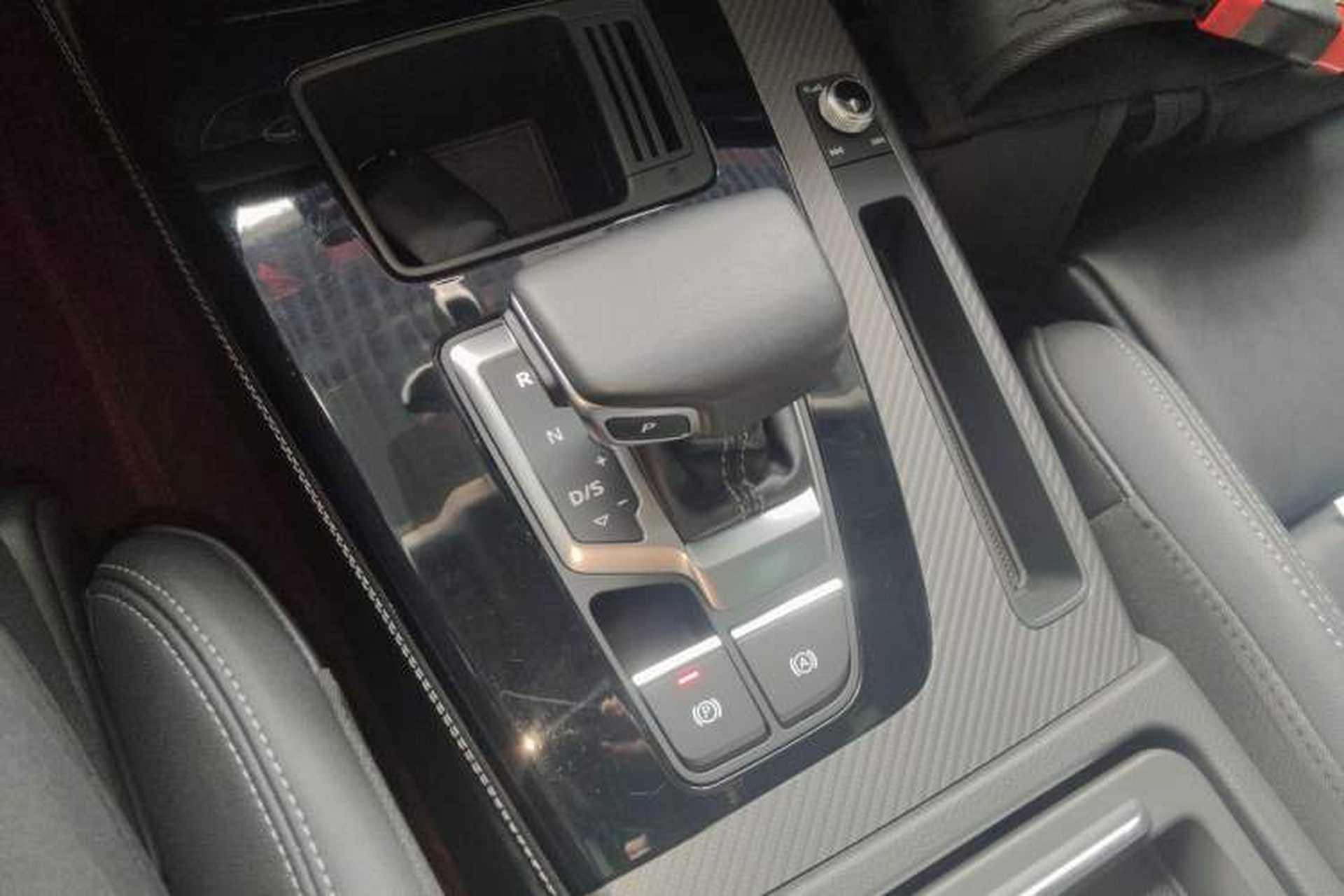 Used Audi Q5L 2022 40T Luxury Dynamic Model Gear Lever