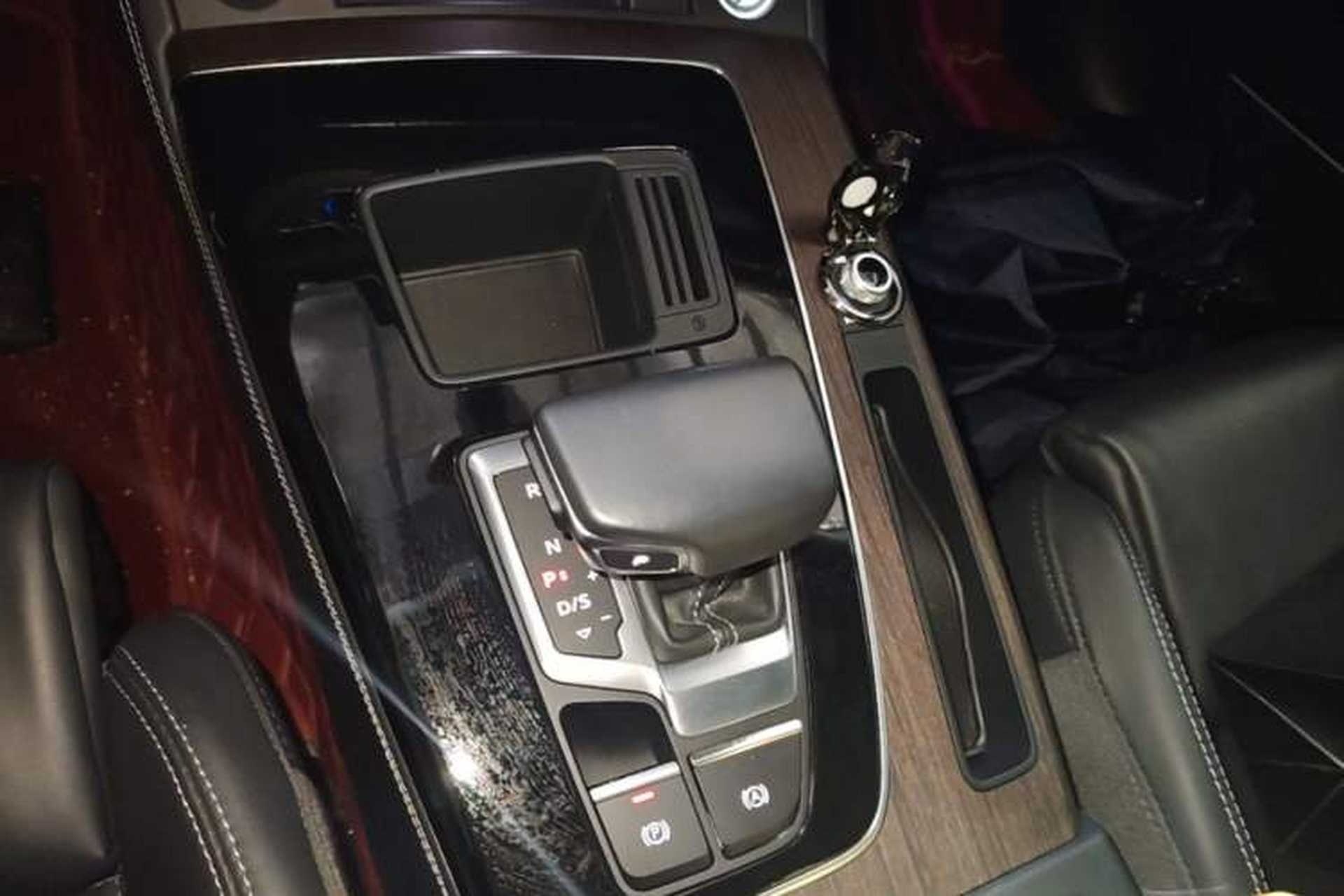 Used Audi Q5L 2022 Updated 45T Luxury Dynamic Version Gear Lever