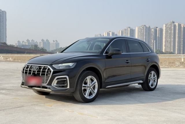 Ojetý Audi Q5L 2022 40T Fashionable and Elegant Model