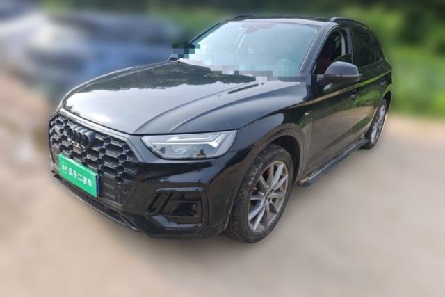 Ojetý Audi Q5L 2022 Updated 45T Luxury Dynamic Version
