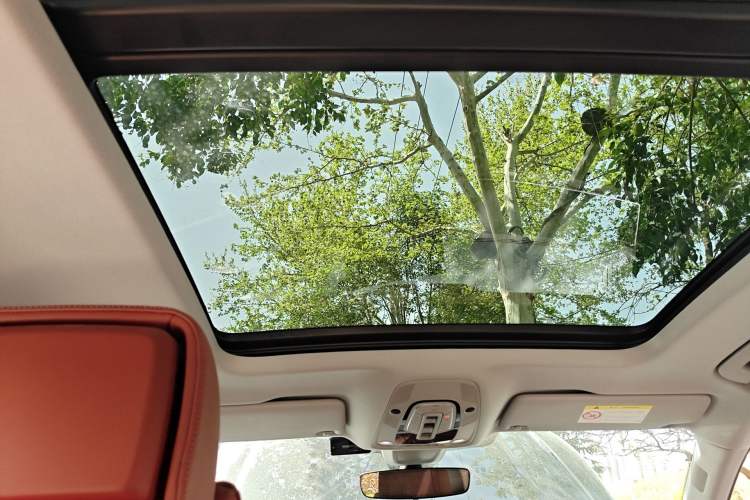 Used Audi Q5L 2022 Updated 45T Luxury Dynamic Version Headliner