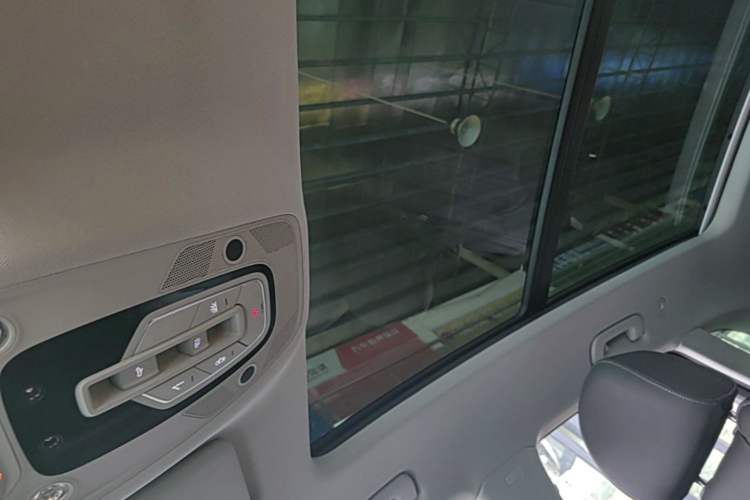 Used Audi Q5L 2022 45T Luxury Dynamic Model Headliner