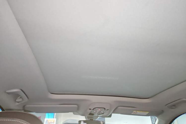 Used Audi Q5L 2022 40T Luxury Dynamic Model Headliner