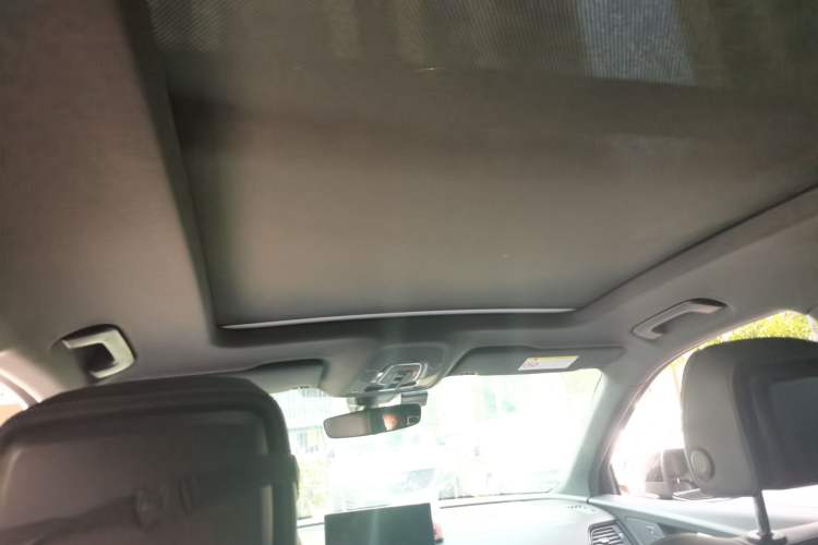 Used Audi Q5L 2022 Updated 40T Luxury Dynamic Edition Headliner