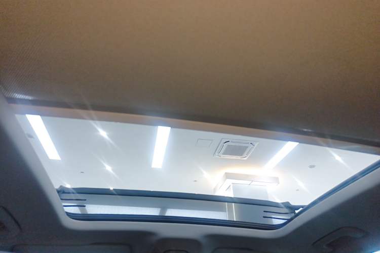 Used Audi Q5L 2022 Updated 40T Luxury Dynamic Edition Headliner