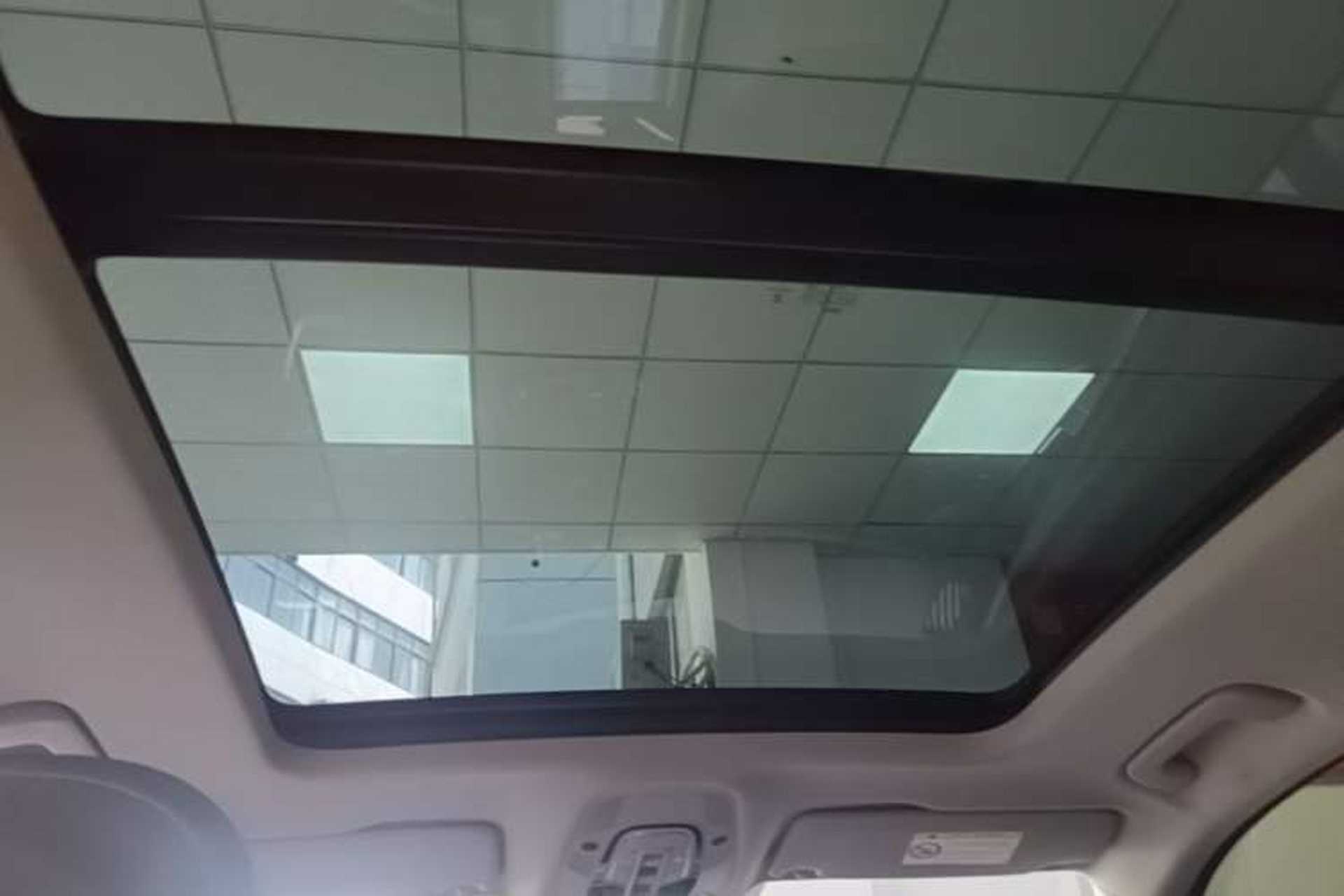 Used Audi Q5L 2022 40T Luxury Dynamic Model Headliner