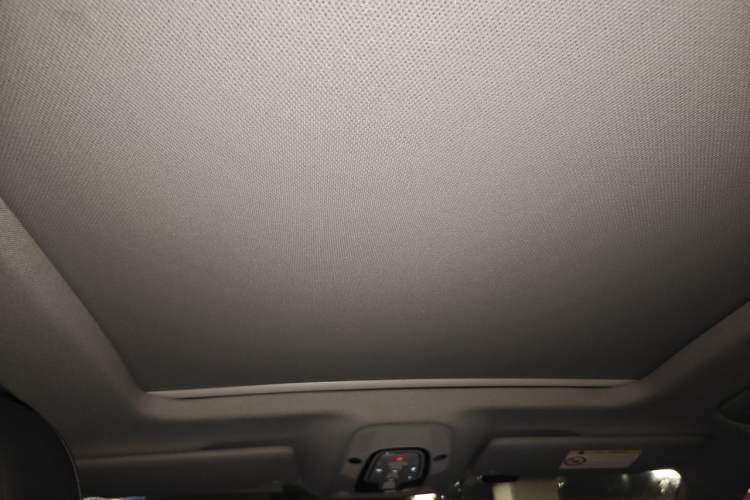 Used Audi Q5L 2022 40T Fashionable and Elegant Model Headliner