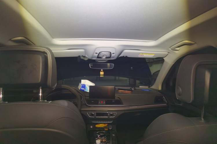 Used Audi Q5L 2022 Updated 40T Luxury Dynamic Edition Headliner