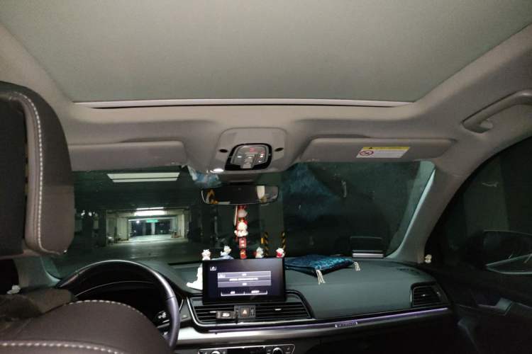 Used Audi Q5L 2022 Updated 40T Luxury Dynamic Edition Headliner