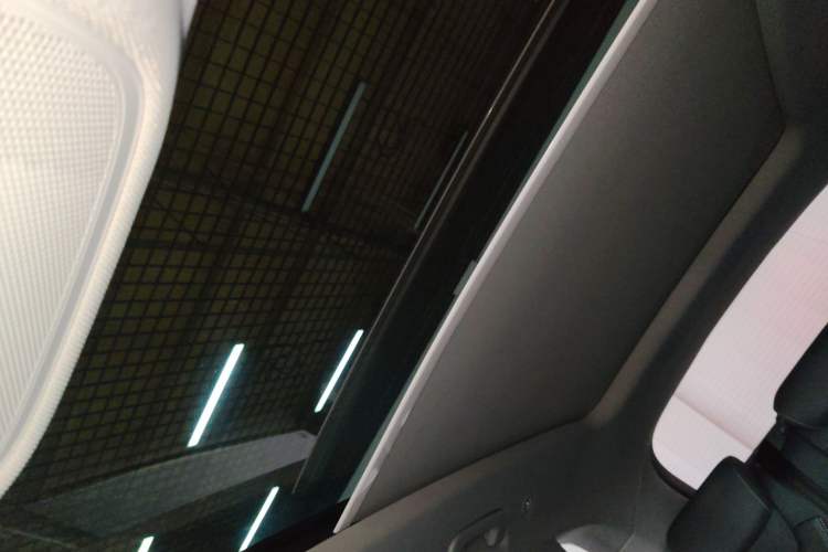 Used Audi Q5L 2022 40T Fashionable and Dynamic Model Headliner