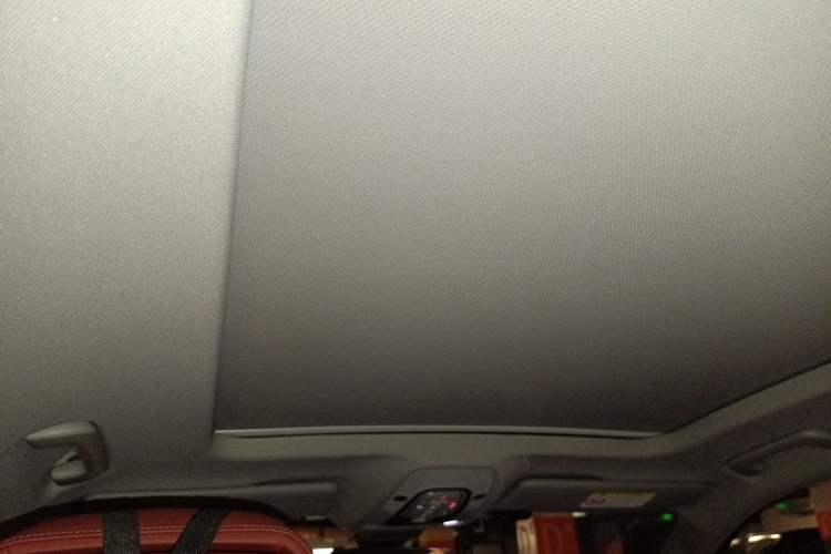 Used Audi Q5L 2022 Updated 45T Luxury Dynamic Version Headliner