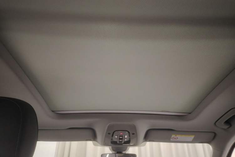 Used Audi Q5L 2022 40T Fashionable and Dynamic Model Headliner