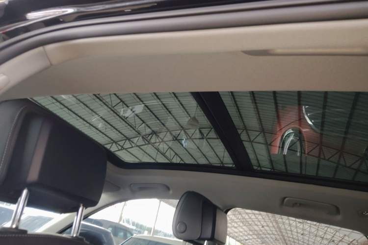 Used Audi Q5L 2022 Updated 40T Luxury Dynamic Edition Headliner