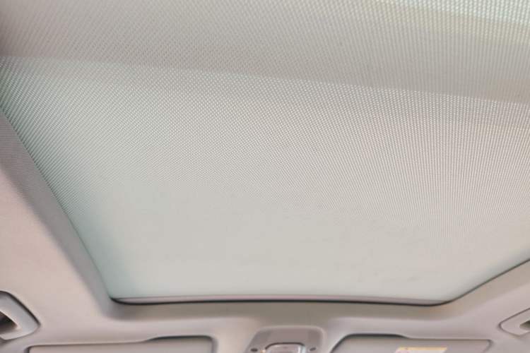 Used Audi Q5L 2022 Updated 45T Luxury Dynamic Version Headliner