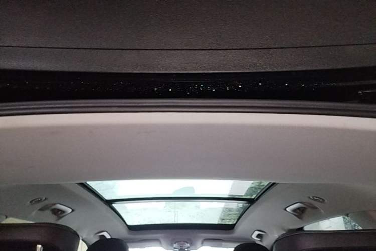 Used Audi Q5L 2022 45T Luxury Dynamic Model Headliner