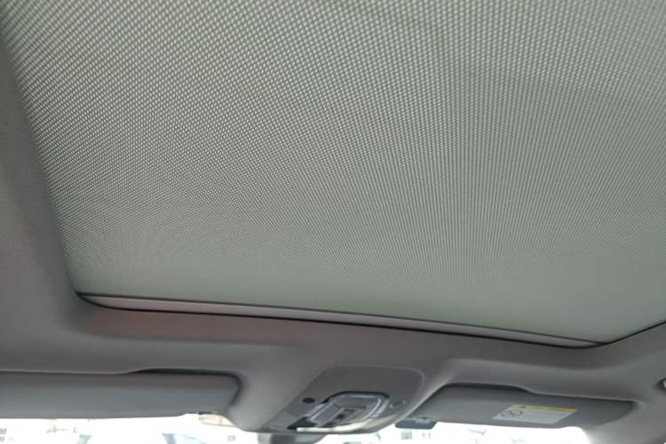 Used Audi Q5L 2022 40T Luxury Dynamic Model Headliner