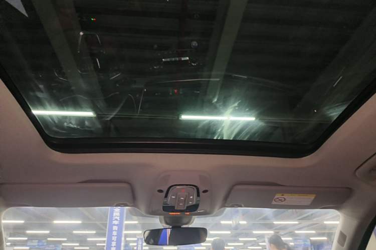 Used Audi Q5L 2022 45T Luxury Dynamic Model Headliner