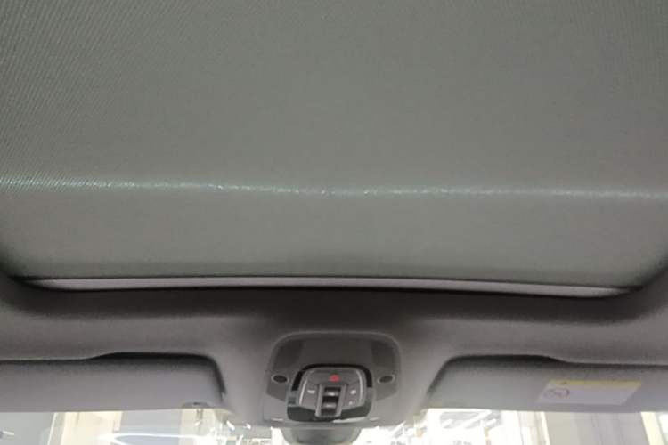 Used Audi Q5L 2022 40T Fashionable and Dynamic Model Headliner