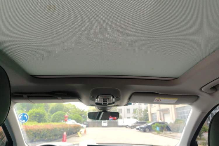 Used Audi Q5L 2022 40T Luxury Dynamic Model Headliner