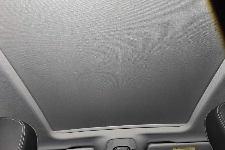 Used Audi Q5L 2022 40T Luxury Dynamic Model Headliner