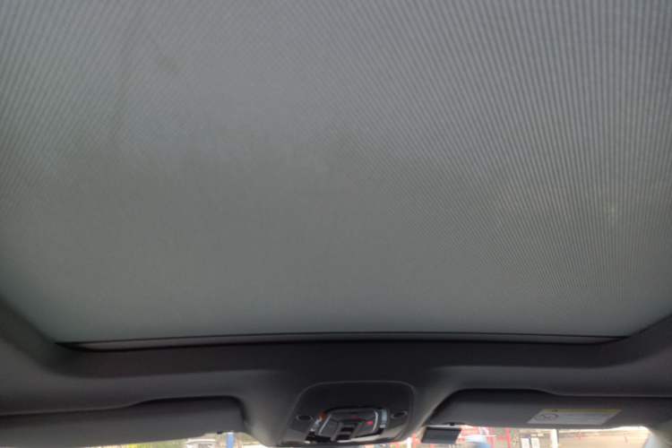 Used Audi Q5L 2022 40T Fashionable and Dynamic Model Headliner