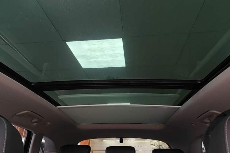 Used Audi Q5L 2022 40T Fashionable and Dynamic Model Headliner