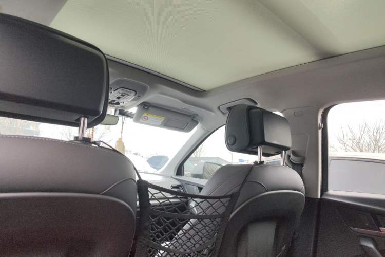 Used Audi Q5L 2022 Updated 40T Luxury Dynamic Edition Headliner