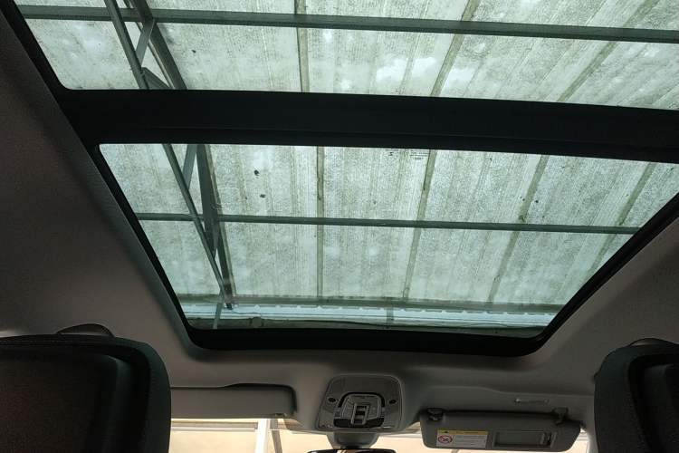Used Audi Q5L 2022 Updated 40T Luxury Dynamic Edition Headliner