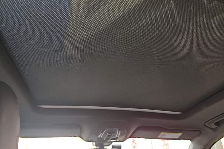 Used Audi Q5L 2022 Updated 40T Luxury Dynamic Edition Headliner