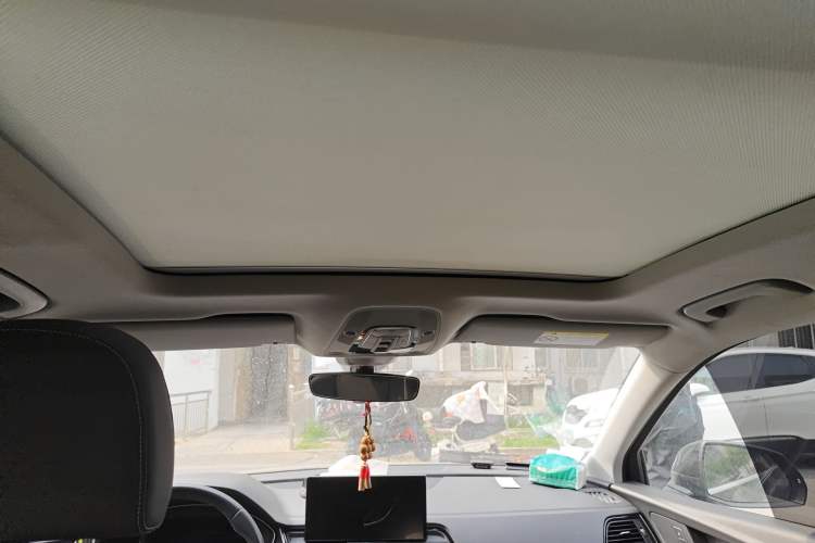 Used Audi Q5L 2022 Updated Version 40T Luxury Elegant Edition Headliner