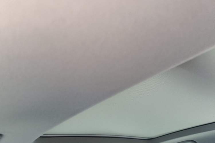 Used Audi Q5L 2022 Updated 45T Luxury Dynamic Version Headliner