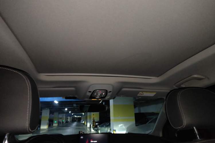 Used Audi Q5L 2022 45T Luxury Dynamic Model Headliner