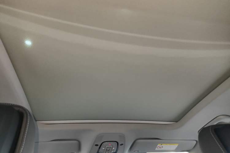 Used Audi Q5L 2022 Updated 45T Luxury Dynamic Version Headliner