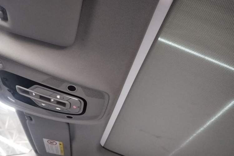 Used Audi Q5L 2022 Updated 40T Luxury Dynamic Edition Headliner