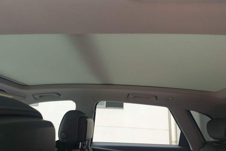 Used Audi Q5L 2022 Updated 40T Luxury Dynamic Edition Headliner