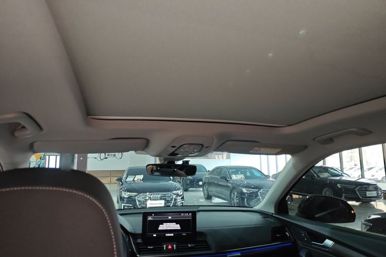 Used Audi Q5L 2022 40T Luxury Elegant Model Headliner