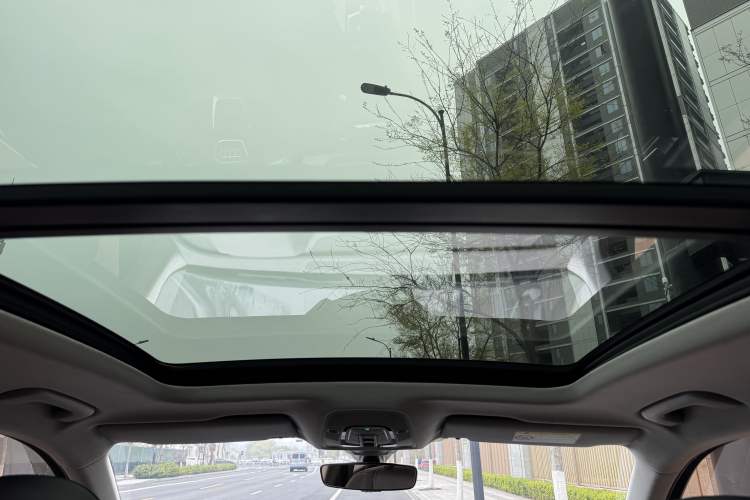 Used Audi Q5L 2022 40T Fashionable and Dynamic Model Headliner