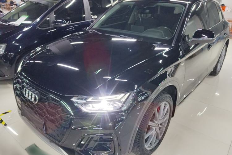 Used Audi Q5L 2022 40T Fashionable and Dynamic Model Guazi used car, China used car export, Used car for sale, Used  cars, Cheapest cars for sale