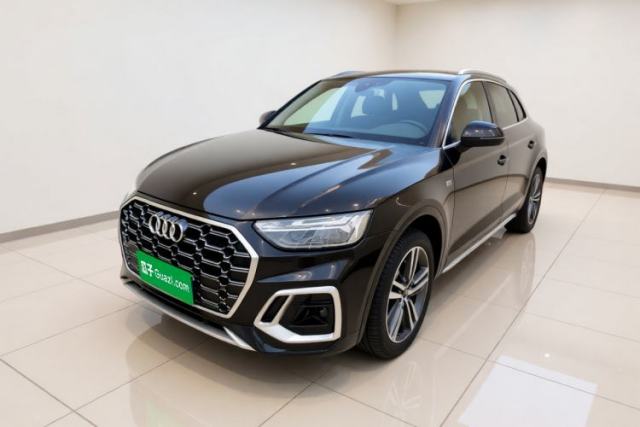 Ojetý Audi Q5L 2022 Updated 40T Luxury Dynamic Edition