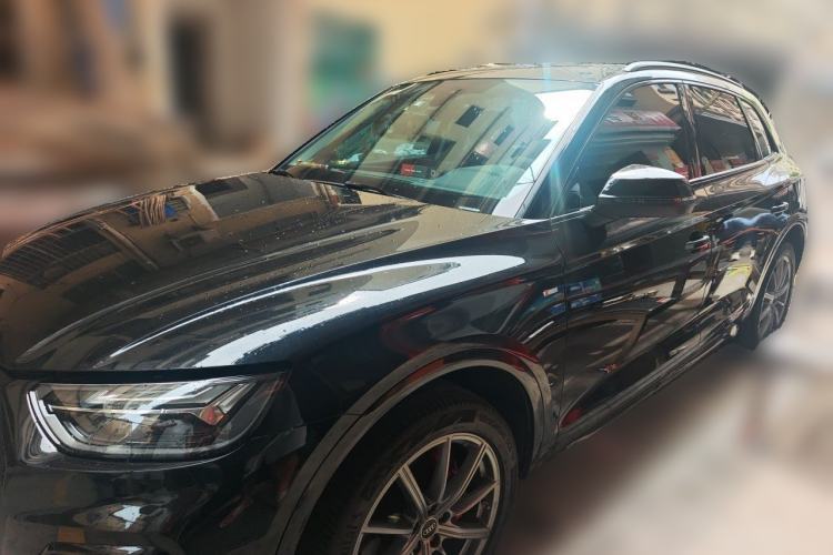 Used Audi Q5L 2022 Updated 45T Luxury Dynamic Version Guazi used car, China used car export, Used car for sale, Used cars, Cheapest cars for sale